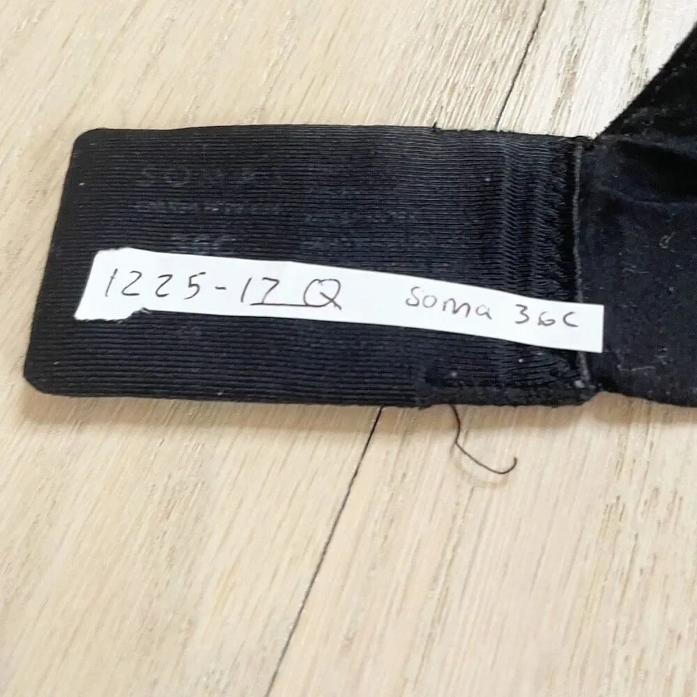BUY 1 GET 1 FREE soma 36c black bra wire free